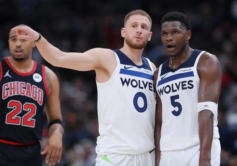 作为前锋 作为前锋